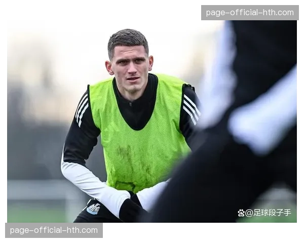 独家专访纽卡斯尔主帅:详解球队赛季中段由“四后卫”转向“三中卫”的决策过程 独家专访纽卡斯尔主帅:详解球队赛季中段由“四后卫”转向“三中卫”的决策过程