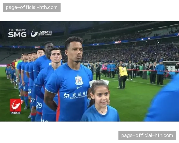 拉唐梅开二度后跪地庆祝，申花外援展现领袖气质